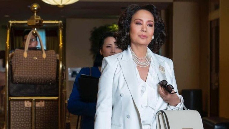 Gloria Diaz is INSATIABLE! Her guest-starring role in the second season of the black comedy-drama has had everyone's jaws dropping! Find out more by scrolling down below!