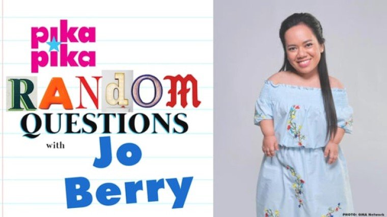 Onanay's Jo Berry answers random questions from Pikapika!